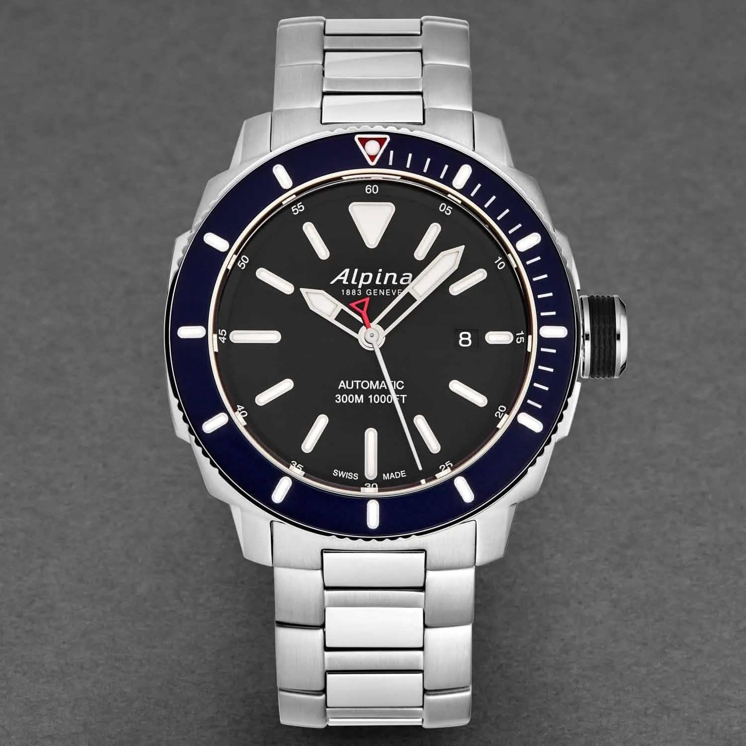 Alpina Men's 'Seastrong' 300m Automatic Diver Watch with Elegant Black Dial and Stainless Steel Bracelet