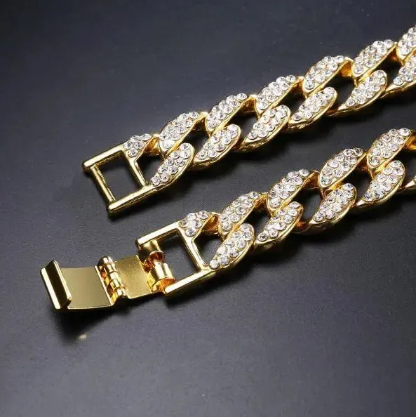 Bling Master Iced Out 8MM Cuban Link Chain - Luxurious Statement Necklace
