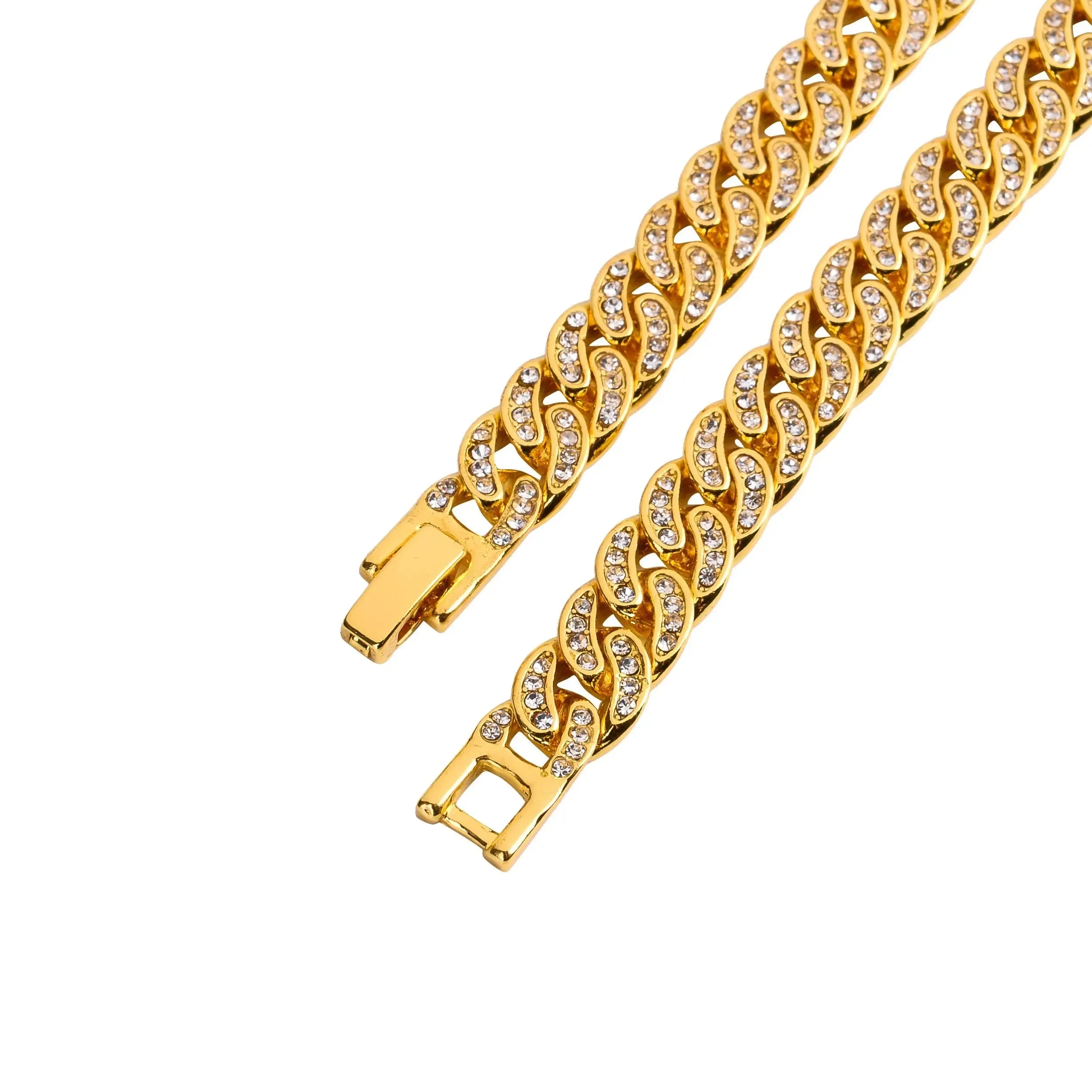 Bling Master Iced Out 8MM Cuban Link Chain - Luxurious Statement Necklace