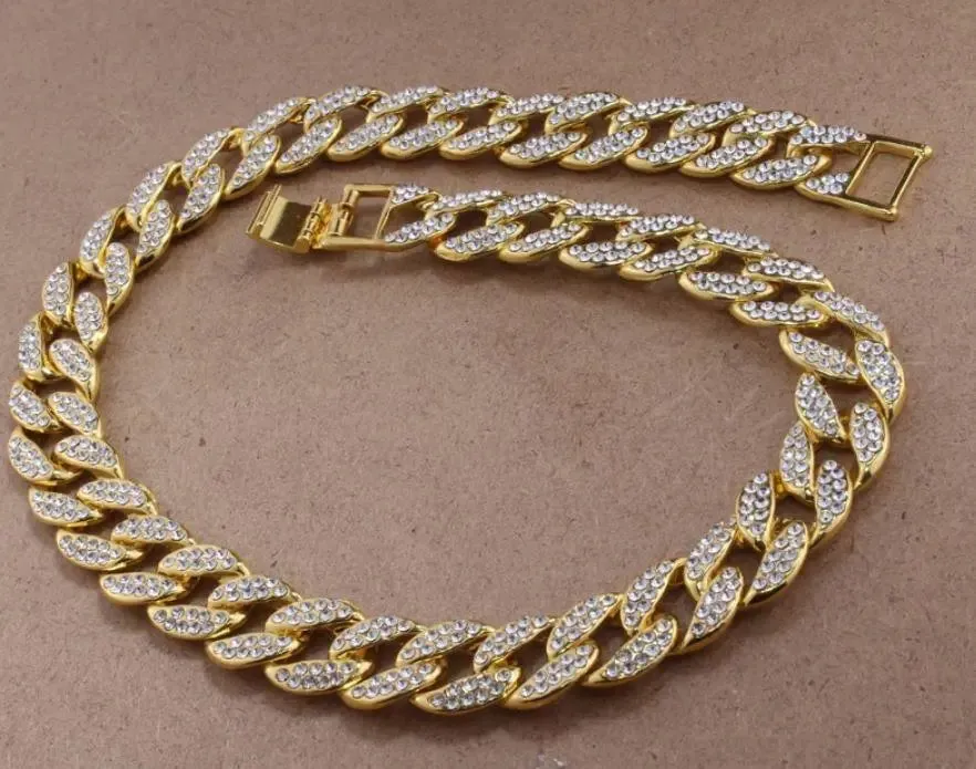 Bling Master Iced Out 8MM Cuban Link Chain - Luxurious Statement Necklace