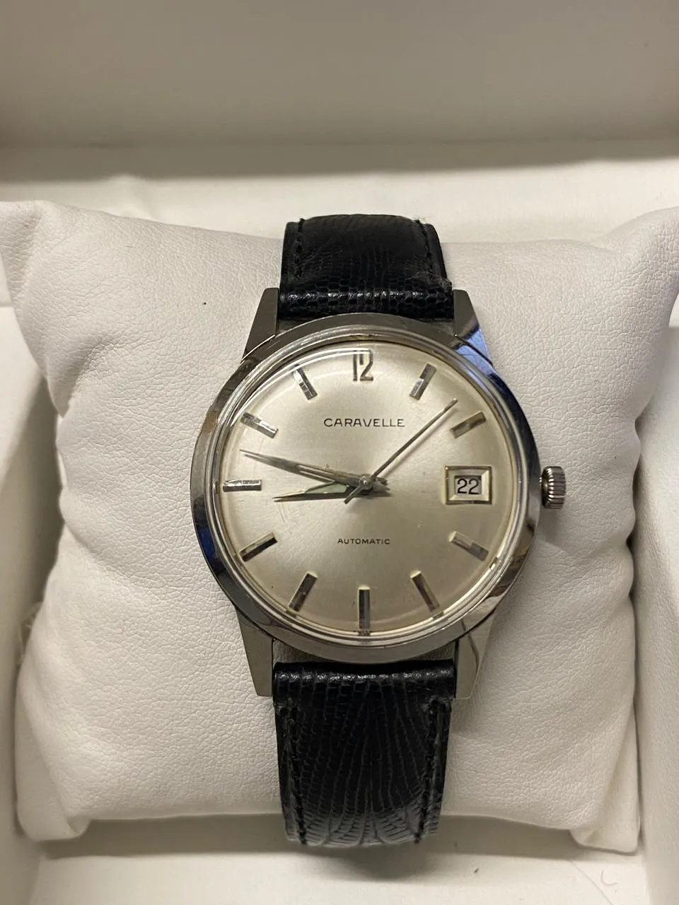 CARAVELLE Beautiful Luxurious And Elegant Men's Wristwatch - $3K APR w/ COA!!!
