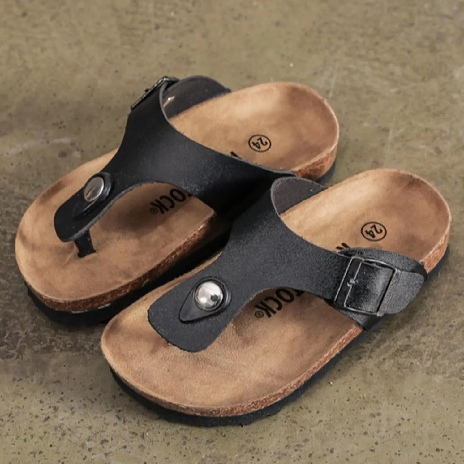 Girls Sandals for Big Kid Spring And Summer Children's Boys And Girls Cork Flip Flops Shoes Glossy Slippers Slippers A Word Drag Flip Flops Beach Korean Feet