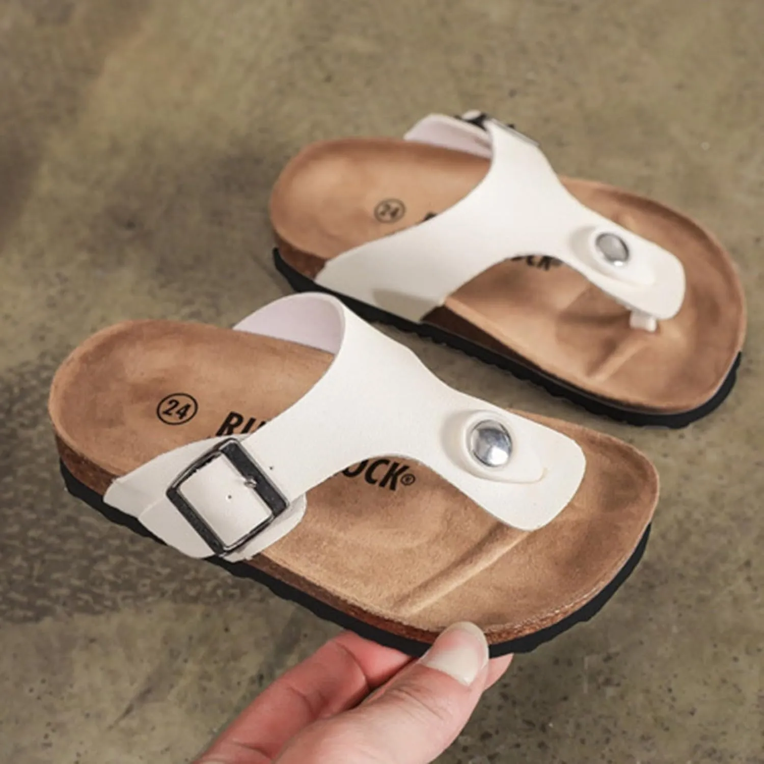 Girls Sandals for Big Kid Spring And Summer Children's Boys And Girls Cork Flip Flops Shoes Glossy Slippers Slippers A Word Drag Flip Flops Beach Korean Feet