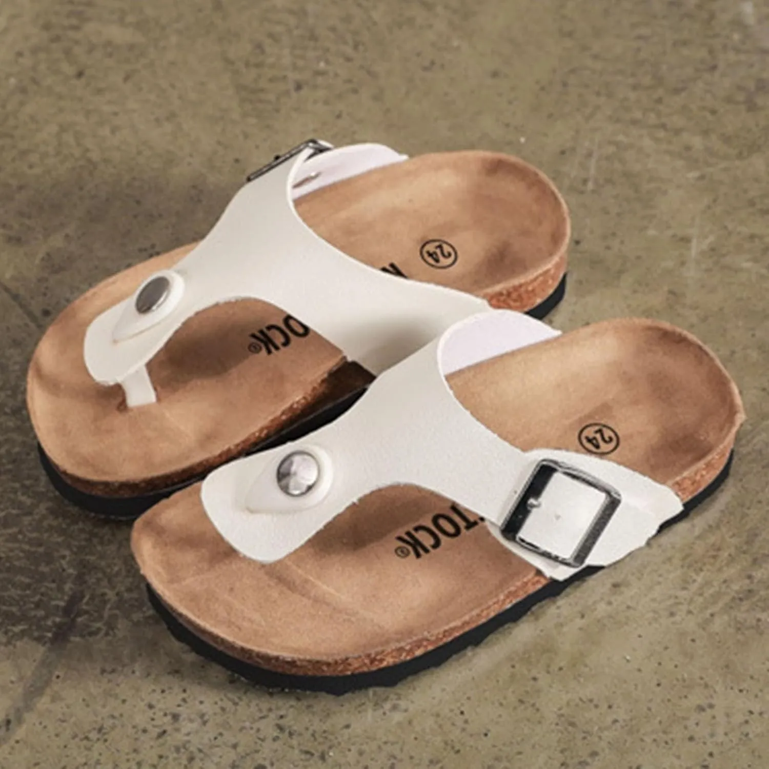 Girls Sandals for Big Kid Spring And Summer Children's Boys And Girls Cork Flip Flops Shoes Glossy Slippers Slippers A Word Drag Flip Flops Beach Korean Feet