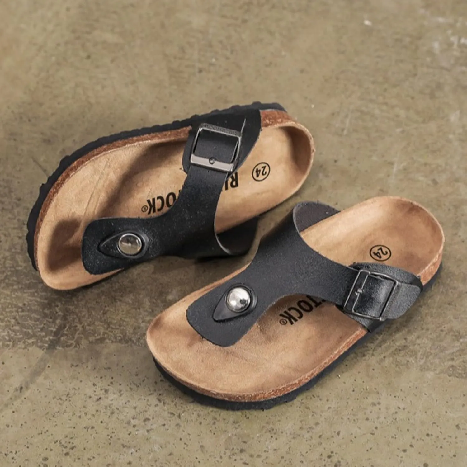 Girls Sandals for Big Kid Spring And Summer Children's Boys And Girls Cork Flip Flops Shoes Glossy Slippers Slippers A Word Drag Flip Flops Beach Korean Feet