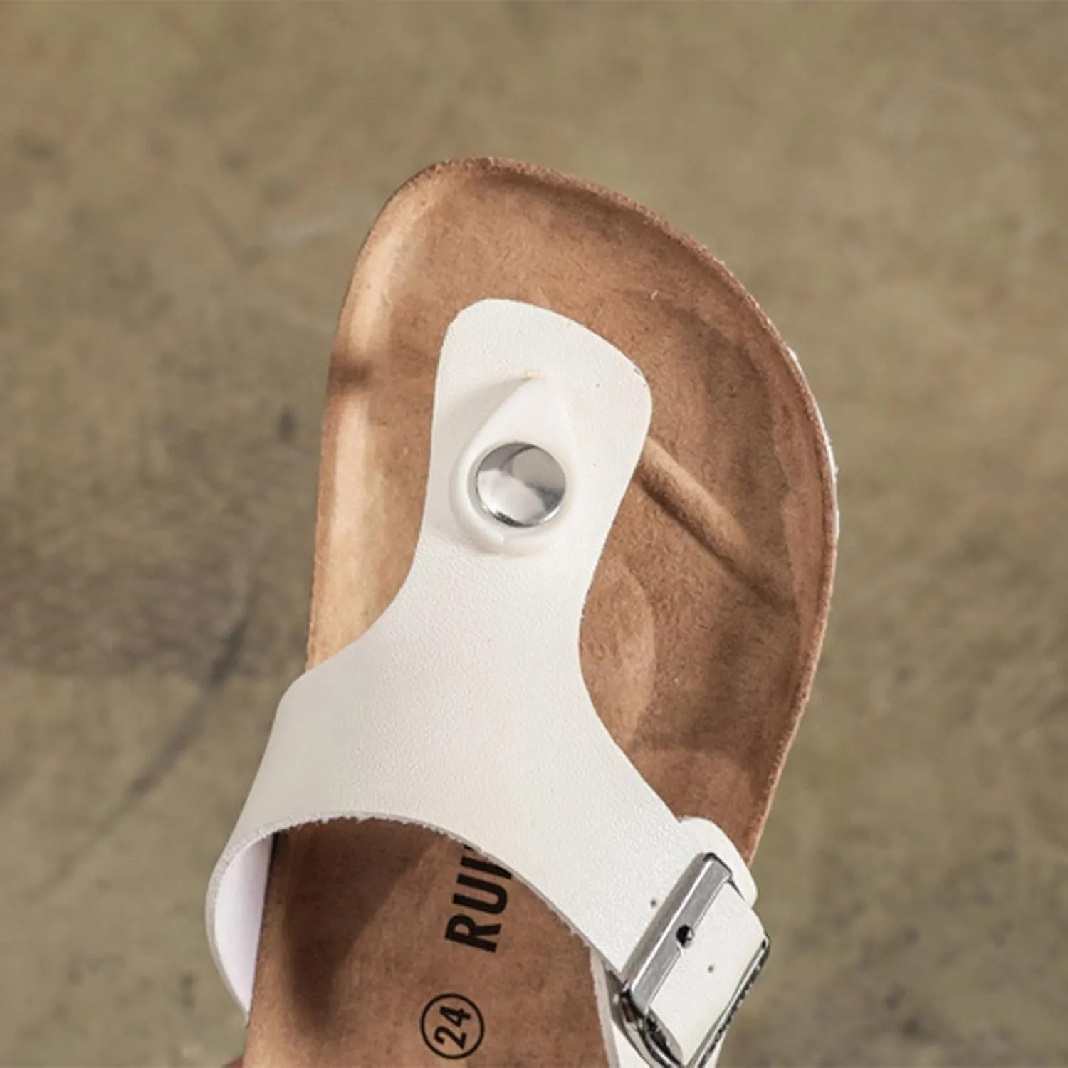 Girls Sandals for Big Kid Spring And Summer Children's Boys And Girls Cork Flip Flops Shoes Glossy Slippers Slippers A Word Drag Flip Flops Beach Korean Feet