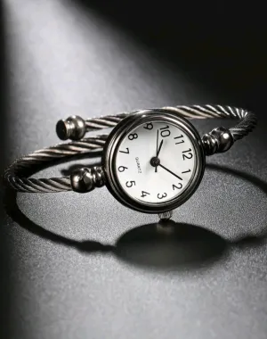 Jewellery - Watch - Ladies - round twisted black/white minimalist