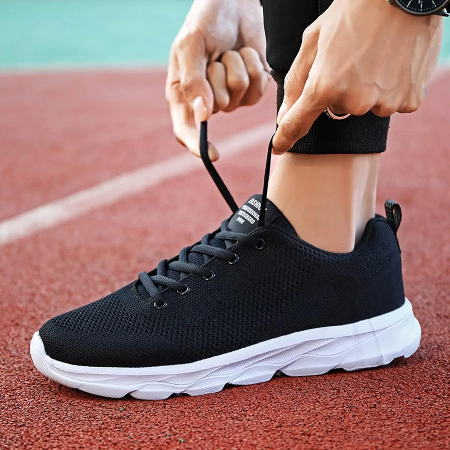 Men's Lightweight Non Slip Barefoot Shoes Comfortable Workout Shoes Breathable Mesh Lace Up Sneaker for Men