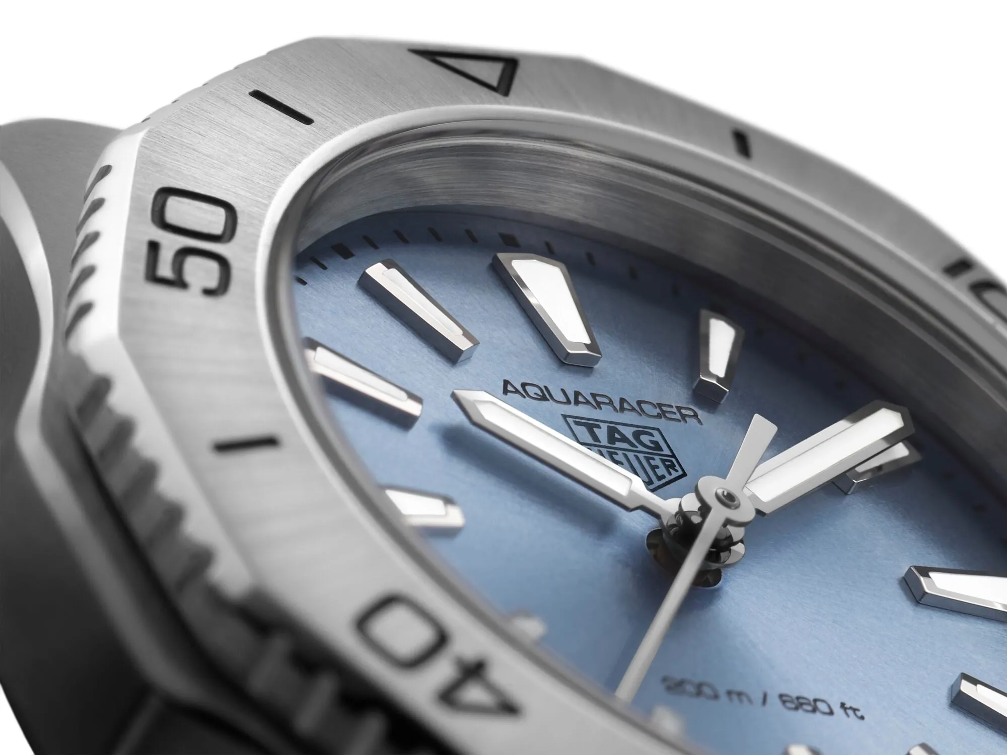 TH Watch Aquaracer ProFSsional 2