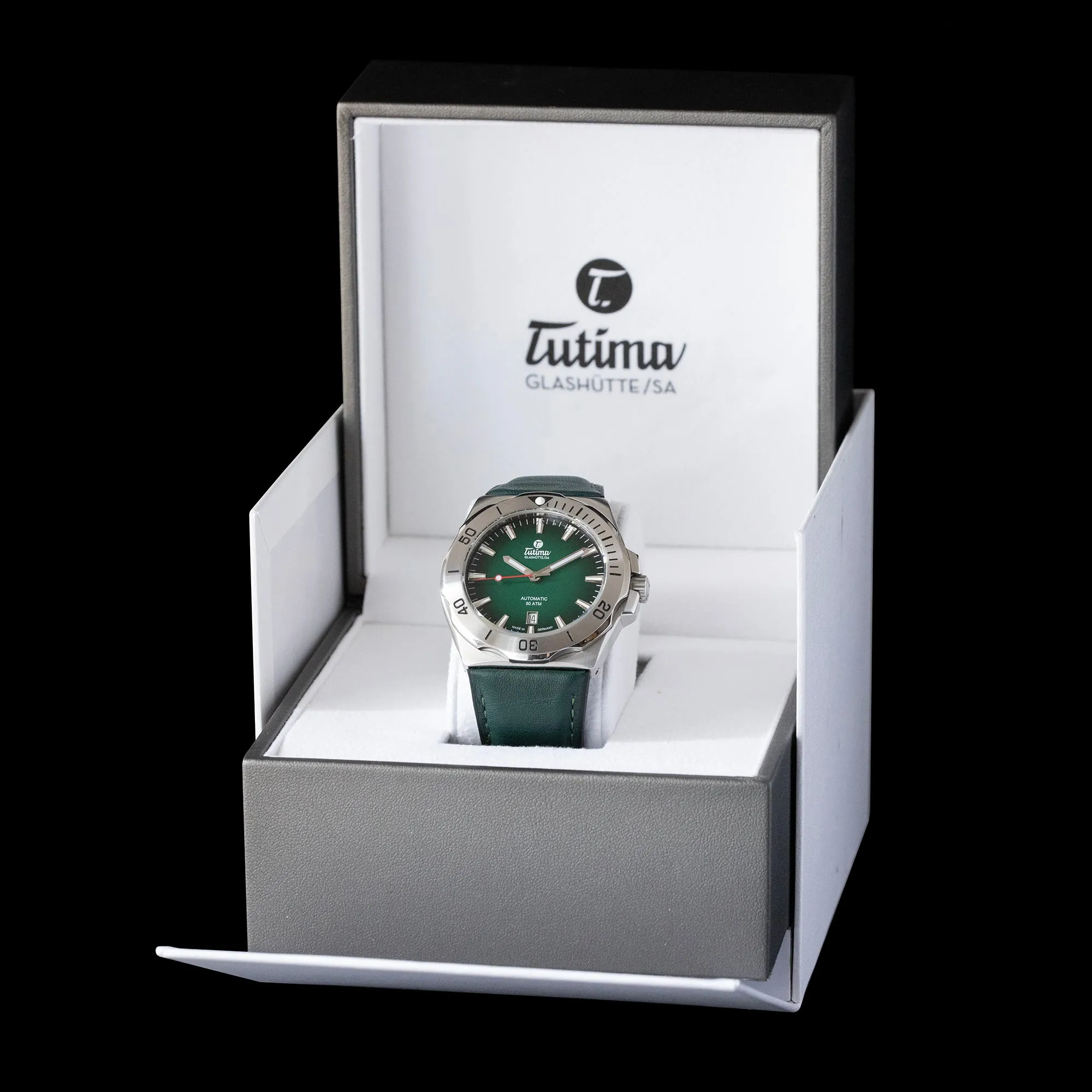 Tutima - 2021 M2 Seven Seas 'Steel Bezel'
