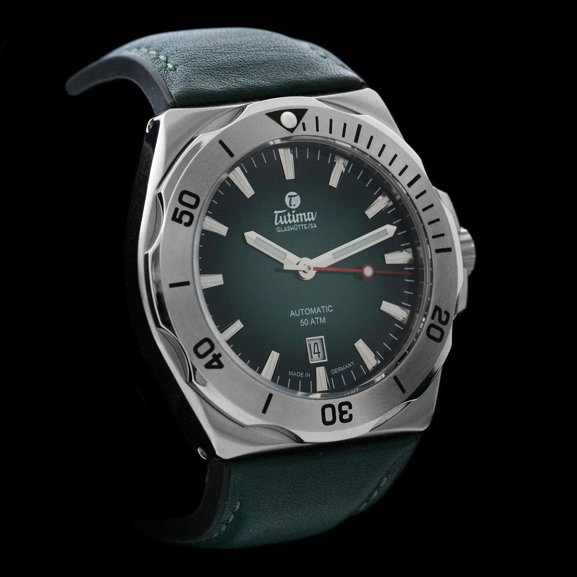 Tutima - 2021 M2 Seven Seas 'Steel Bezel'